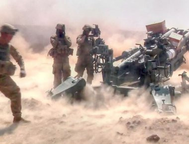 Βίντεο: Βολές Αμερικανών Πεζοναυτών με M777A2 Howitzer